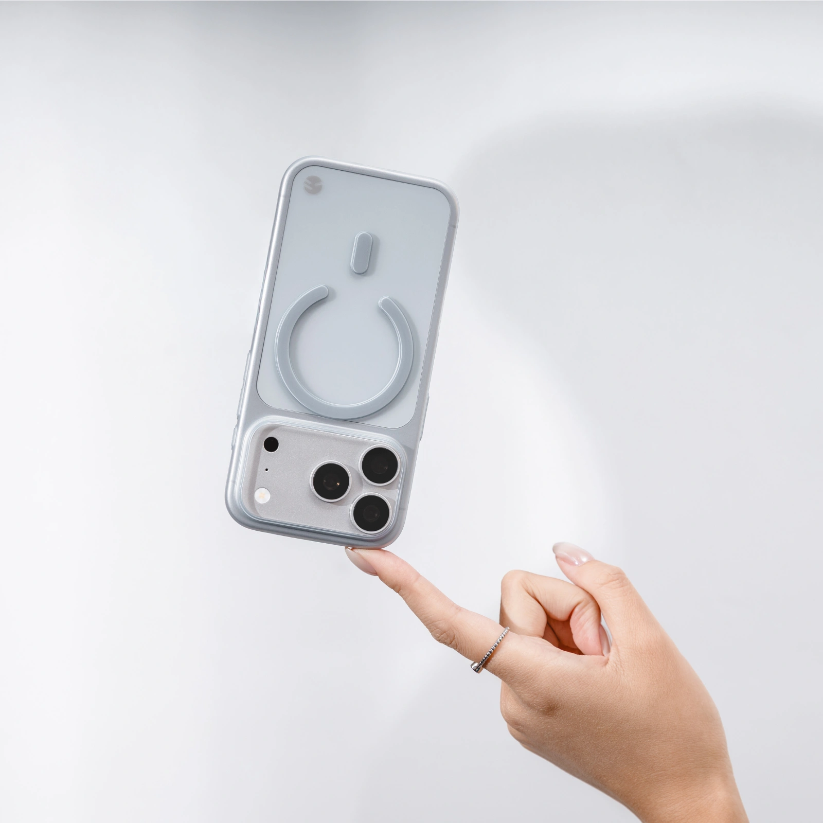 op lung switcheasy 0 35 m ultra slim for iphone 18 pro content 3